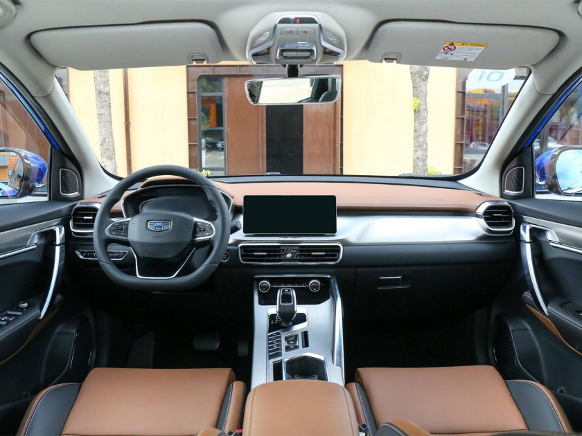 Geely Coolray sx11 салон