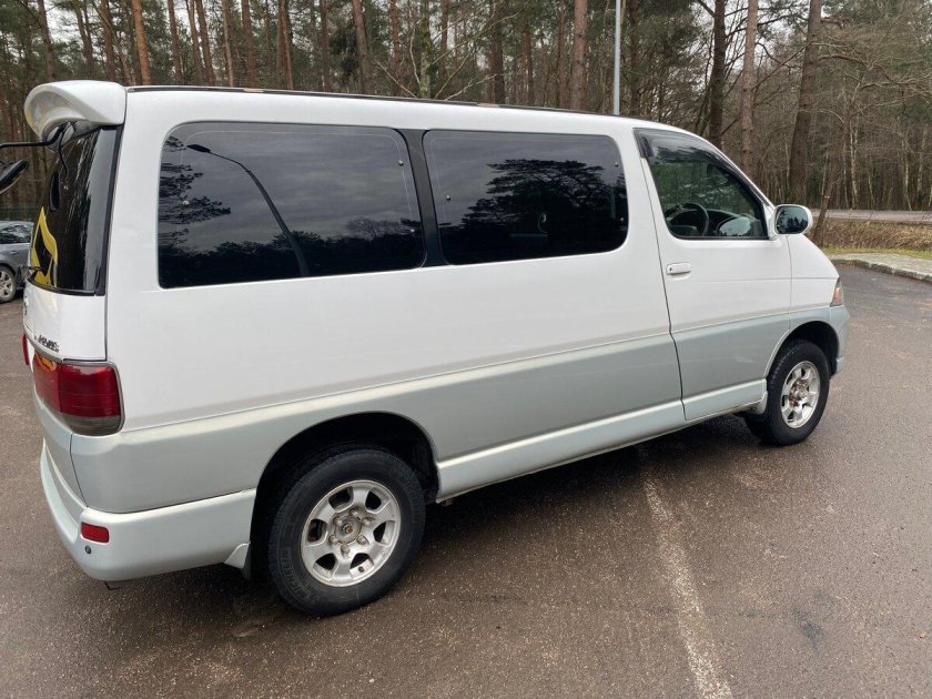 Тойота хайс региус