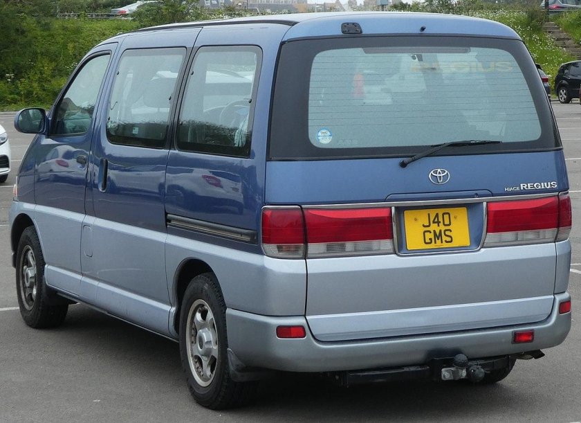 Toyota Hiace Regius 1997