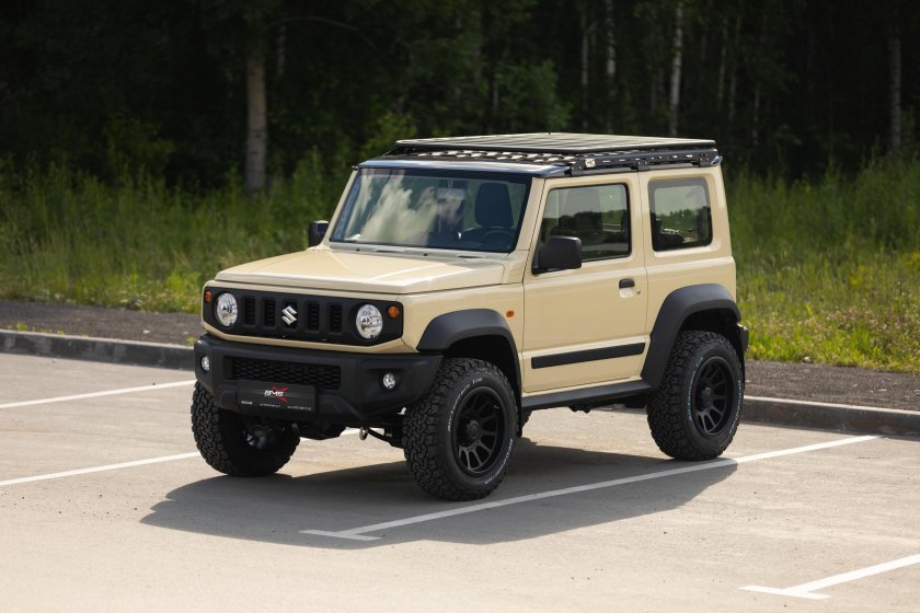 Suzuki jimny внедорожник