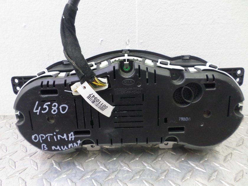 Щиток приборов кия Оптима 2014 артикул