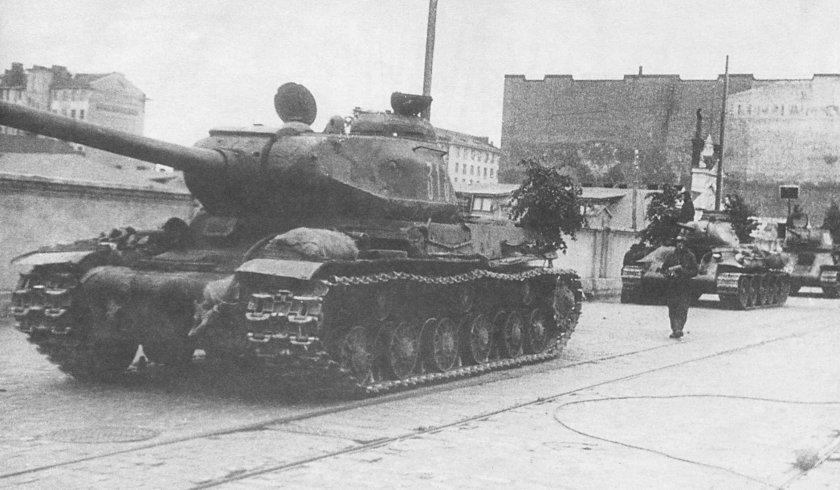 Танк ИС-2 (1944г)