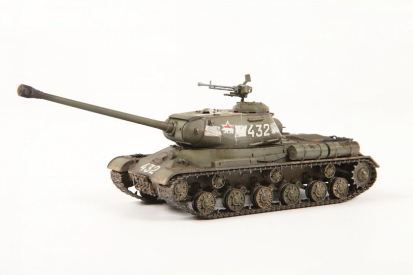 Сборная модель "Советский тяжёлый танк ИС-2"