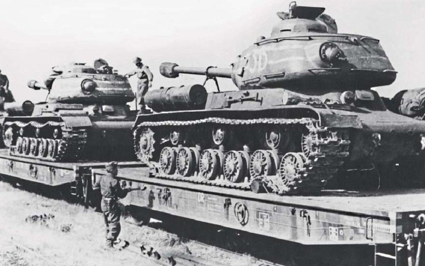 Танки СССР ИС 2