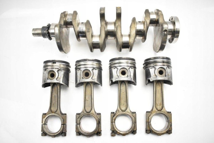 Крепления поршня коленвала 2101
