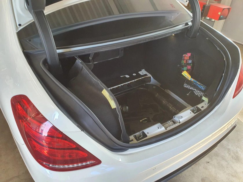 Резервный АКБ w222