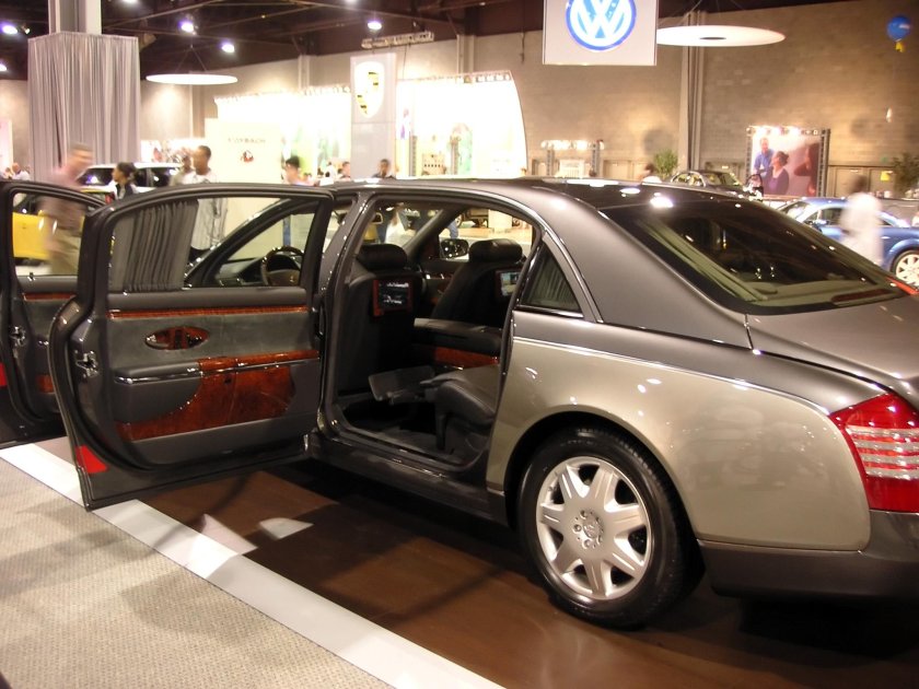 Майбах и китайская подделка