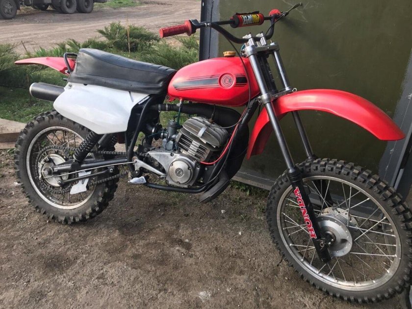Мотоцикл Чезет 250