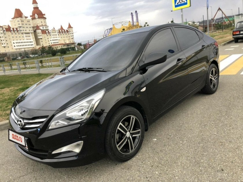 Хендай Солярис 2016 черный седан