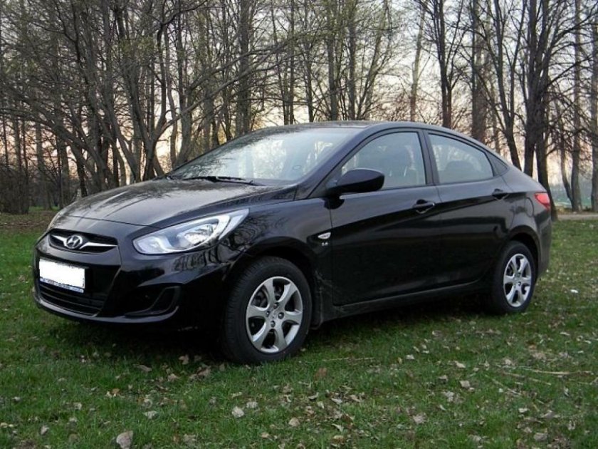 Hyundai Solaris 2010 черный