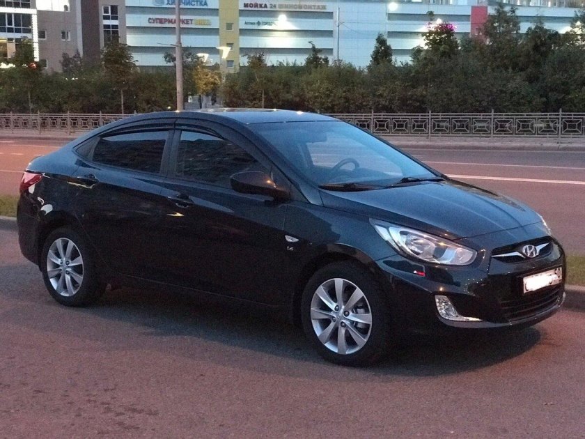 Хендай Солярис 2013 черный