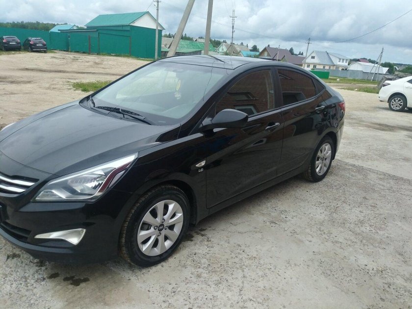 Hyundai Solaris 2016 черный