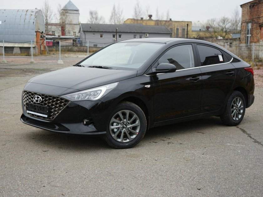 Hyundai Solaris 2022 черный