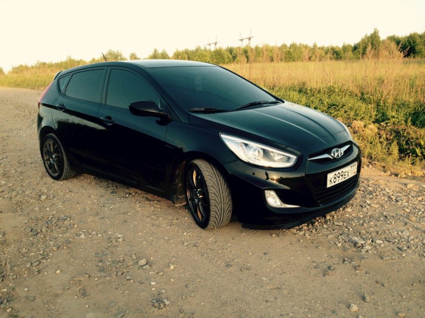 Хендай Солярис 2013 черный