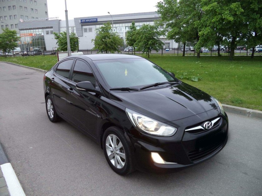 Хендай Солярис 2011 черный