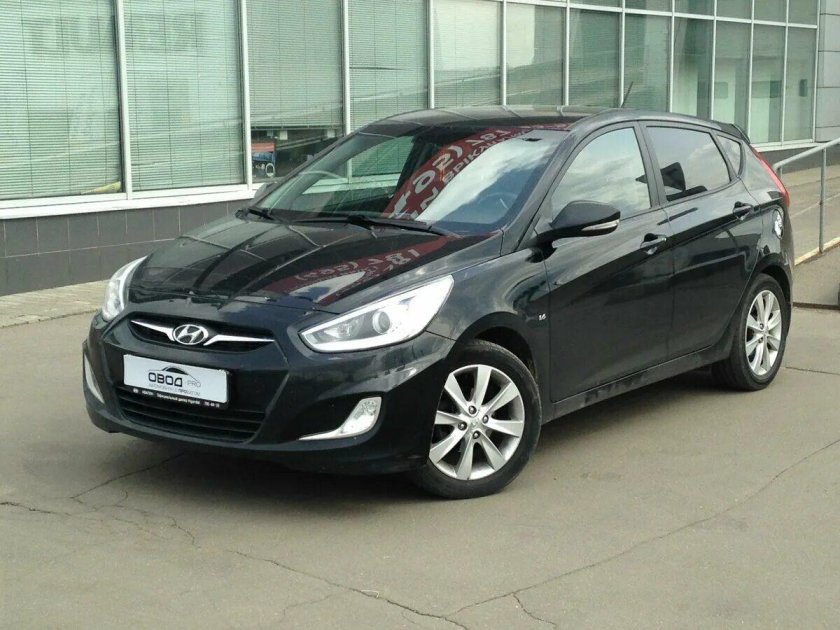 Hyundai Solaris 2013 черный