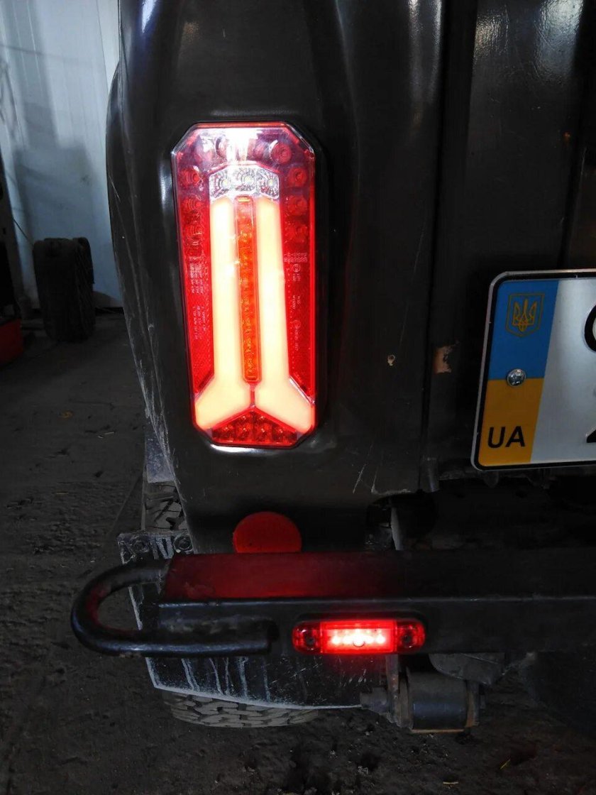 УАЗ 31512 задние фонари