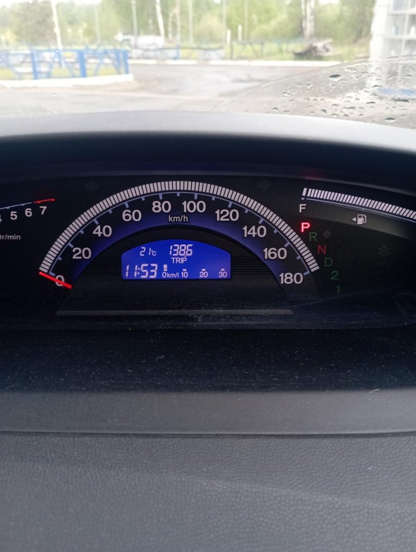 Honda freed панель приборов