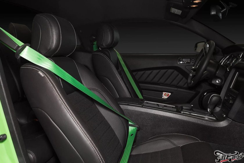 Салатовые ремни безопасности Skoda