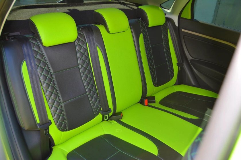 Чехлы на Лада Веста зеленые