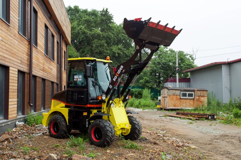Болдер фронтальный погрузчик