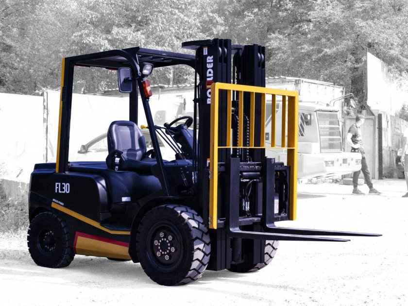 Погрузчик вилочный болдер