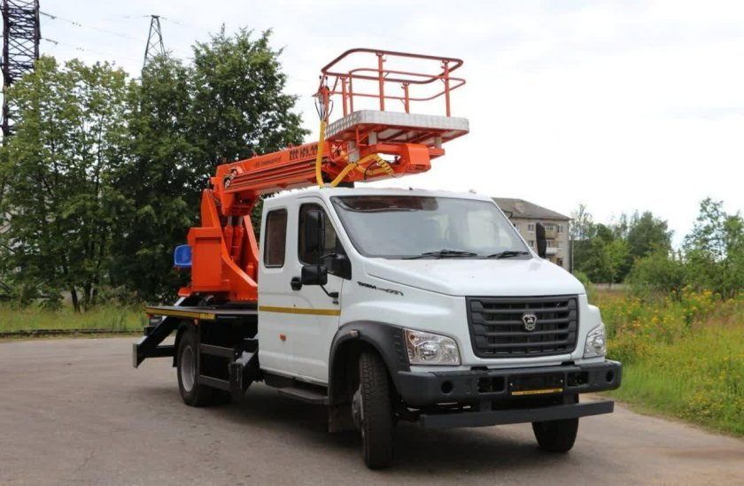 ГАЗ-c42r33 автовышка