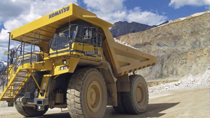 Автосамосвал Komatsu hd785-7