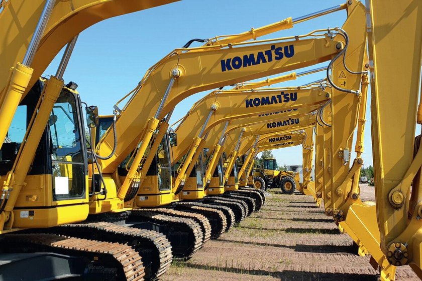 Komatsu pc210-10m0