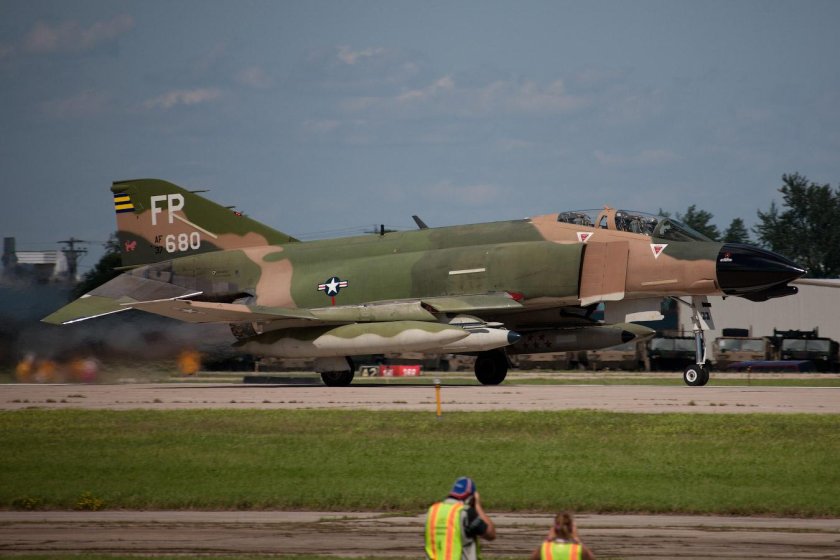 Phantom II сзади