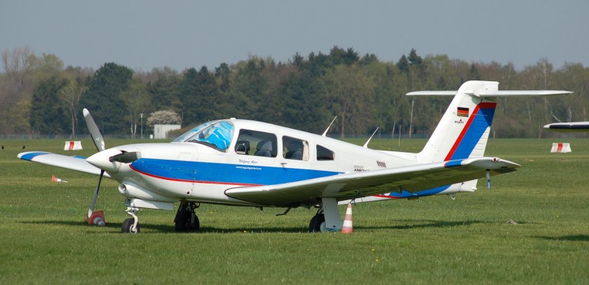 Piper pa-28rt-201t arrow IV