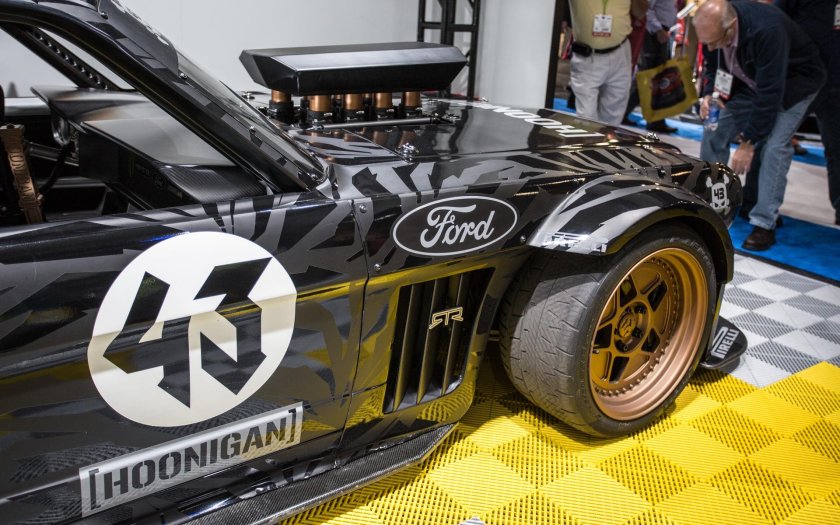 Кен блок Мустанг