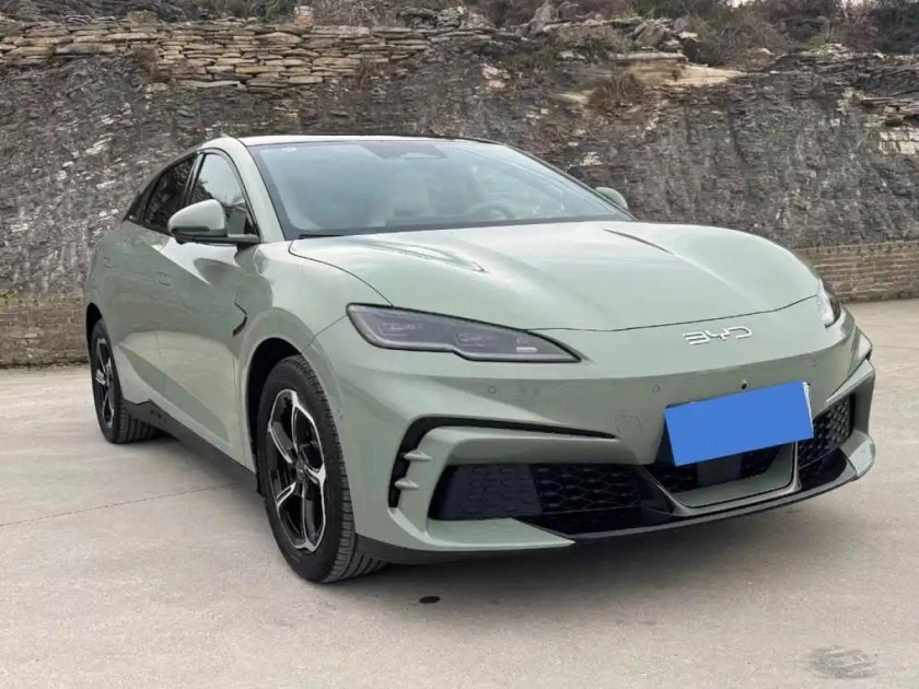 Автомобиль byd