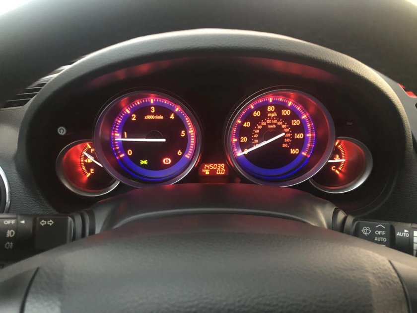 Mazda 6 GH приборная панель