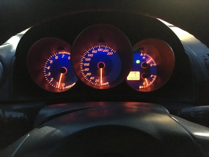 Приборная панель Mazda 3 BK