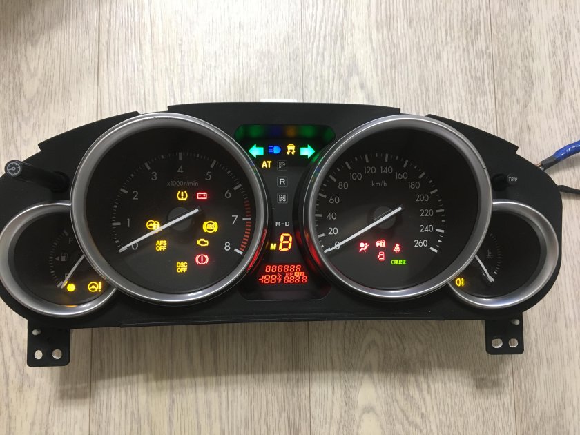 Mazda 6 GH приборная панель