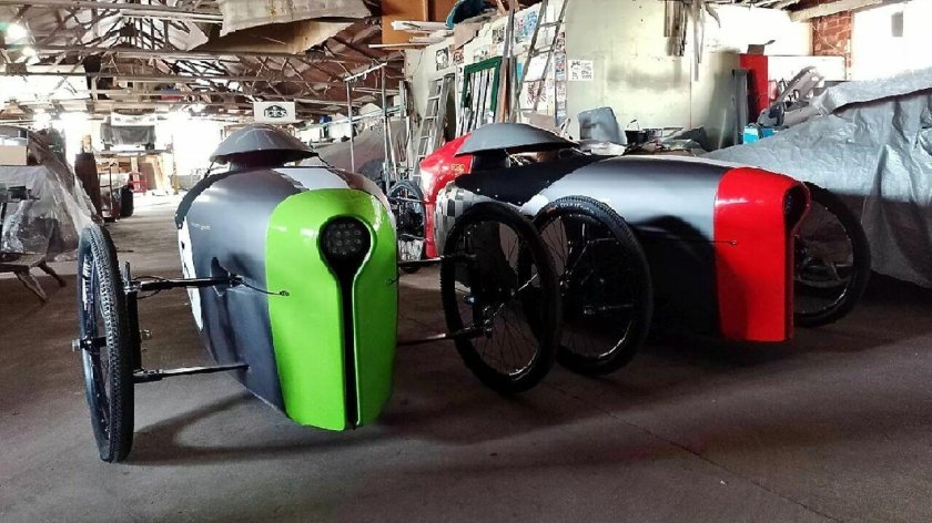 Веломобиль aston martin