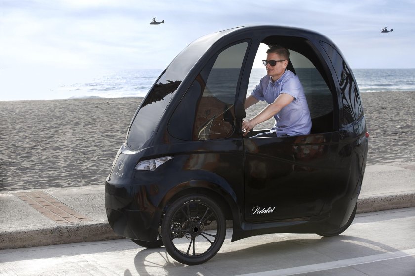 Веломобиль с кабиной взрослый