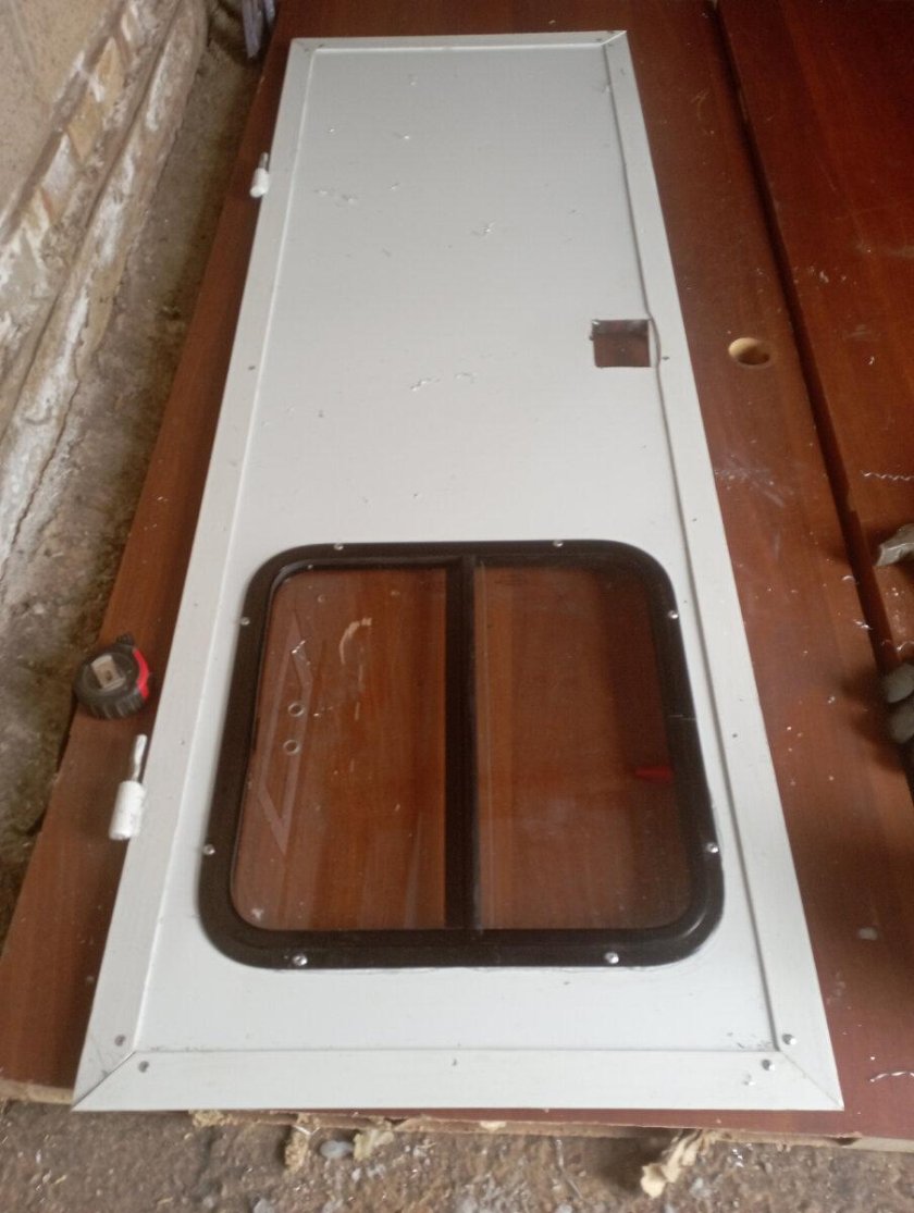 Дверь для автодома своими руками