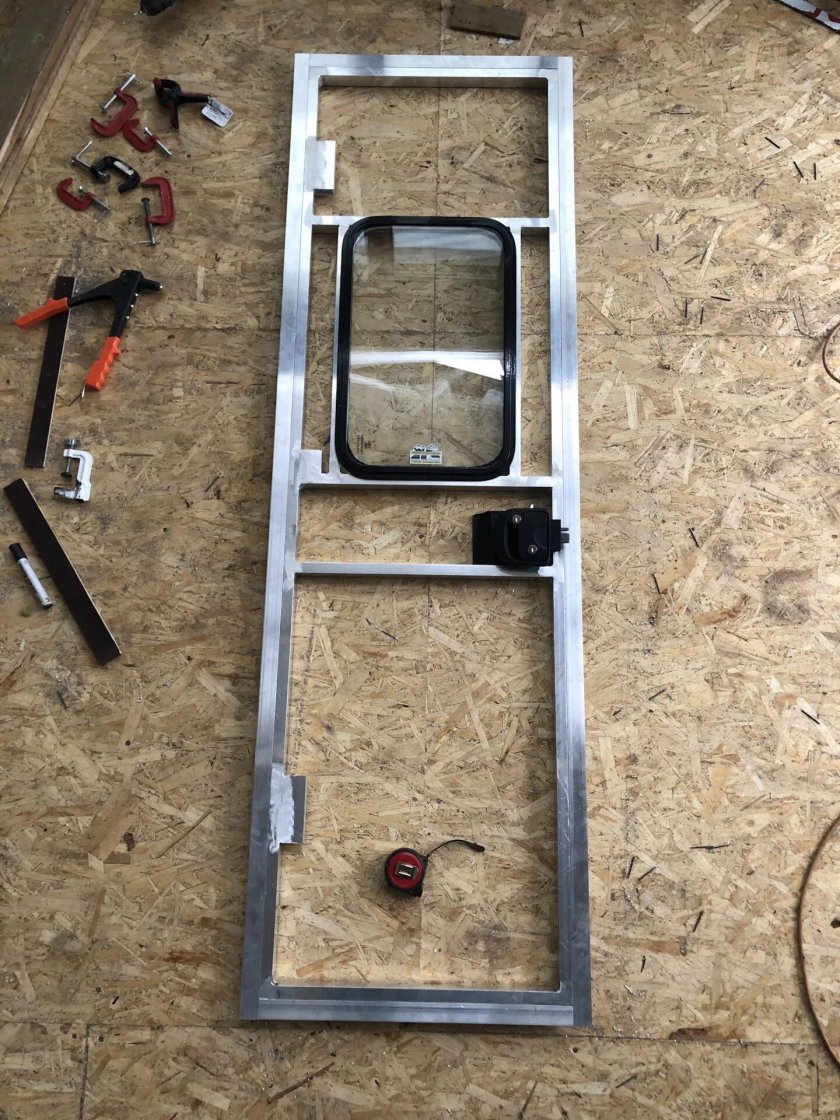 Каркас двери