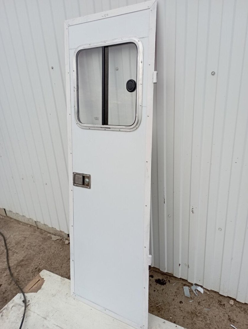 Дверь для автодома своими руками