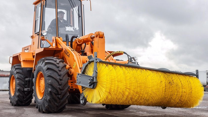 Погрузчик универсальный Амкодор 332с4