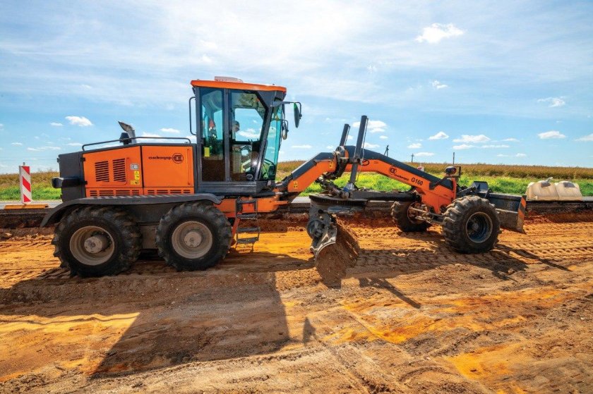 Автогрейдер Amkodor g160