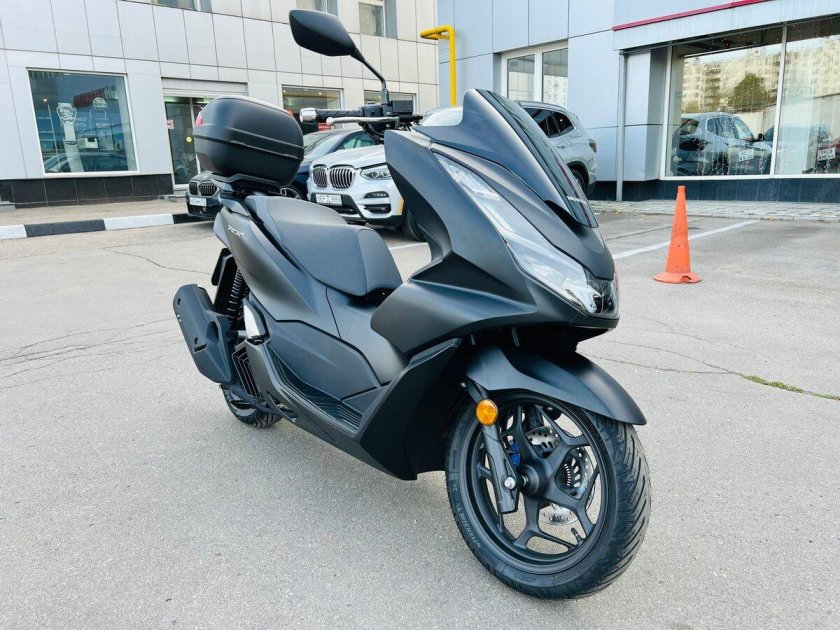 Yamaha TMAX 2021