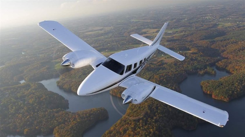 Пайпер самолет двухмоторный