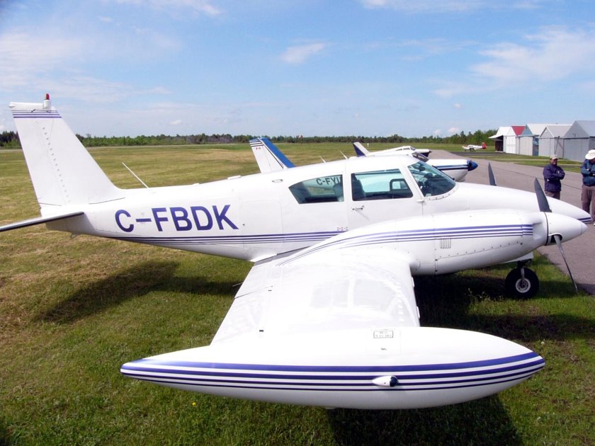 Piper pa 30