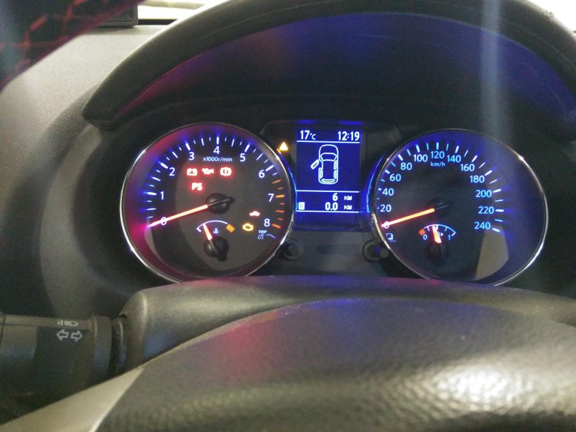 Qashqai j10 приборная панель