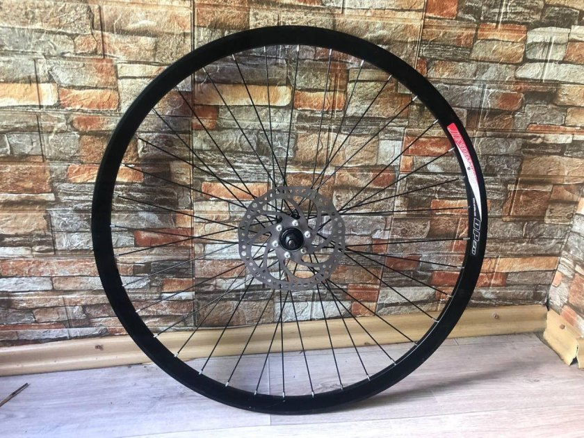 Обод 28-29" Trix задний ал. сер., втулка: сталь трещ. Гайка сер., шт