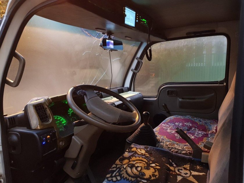 Юджин 1041 кабина