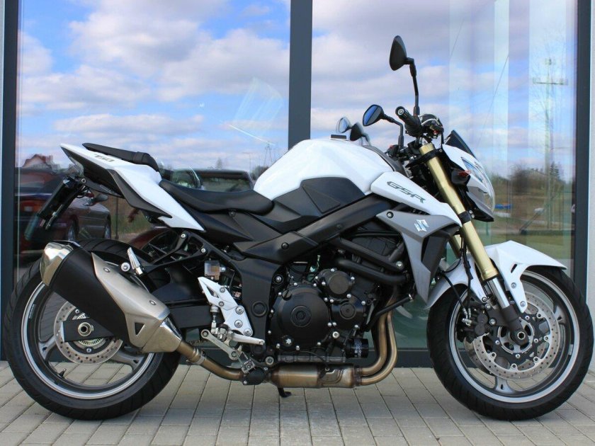 Мотоцикл suzuki